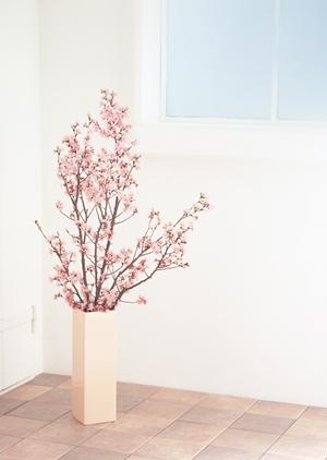 アンティーク家具の買取なら「COLT」